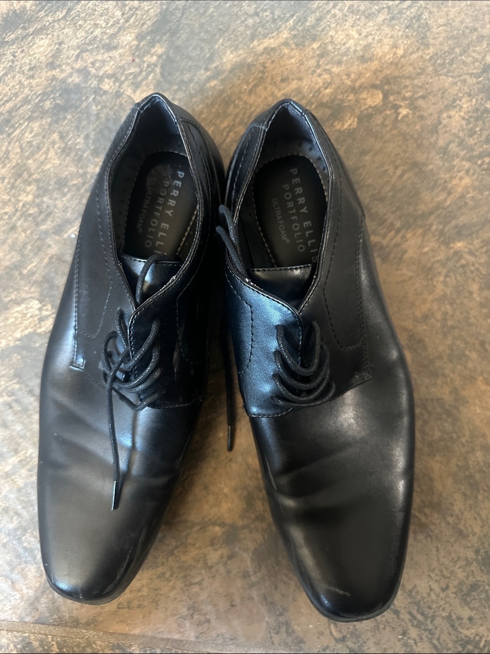 Perry Ellis Black Leather Derby Shoes